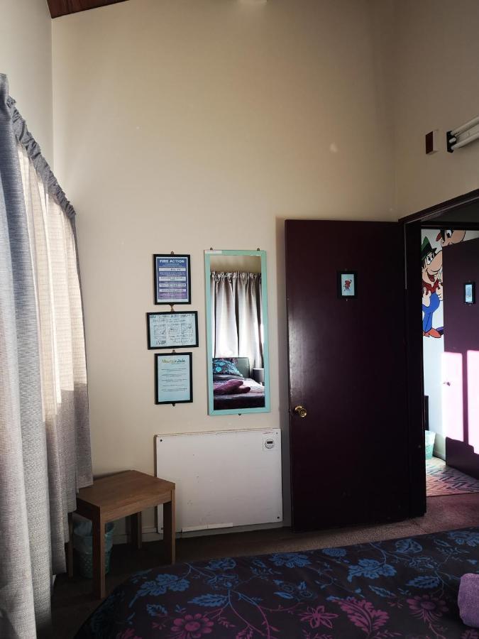 Mountain Jade Backpackers,Private Rooms & Studios Hokitika Exterior photo