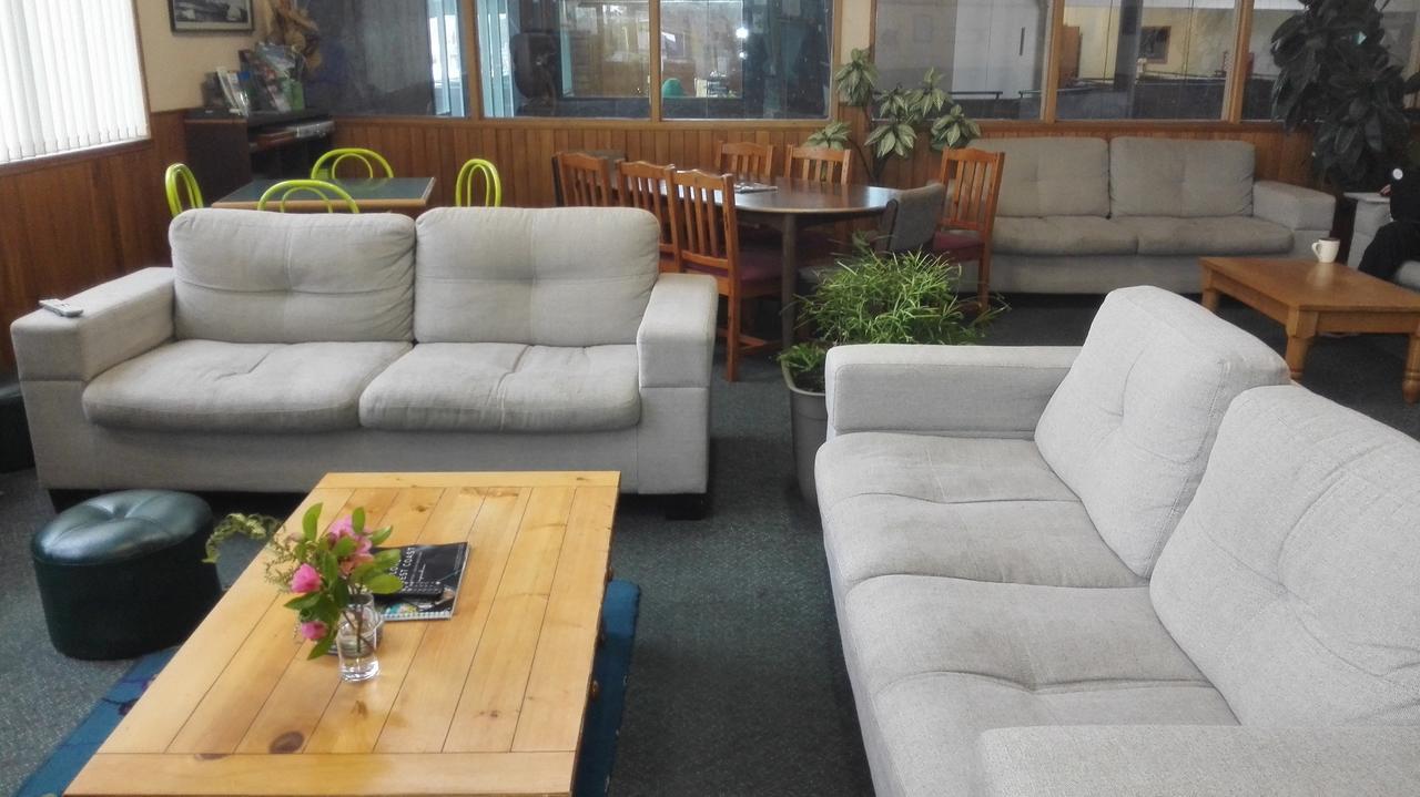 Mountain Jade Backpackers,Private Rooms & Studios Hokitika Exterior photo