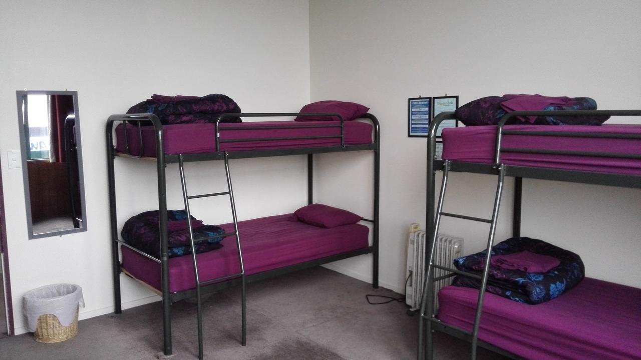 Mountain Jade Backpackers,Private Rooms & Studios Hokitika Exterior photo