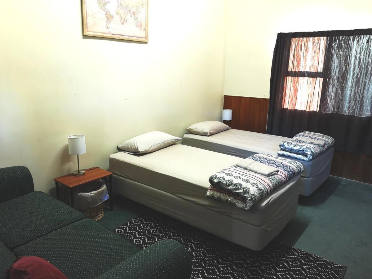 Mountain Jade Backpackers,Private Rooms & Studios Hokitika Exterior photo